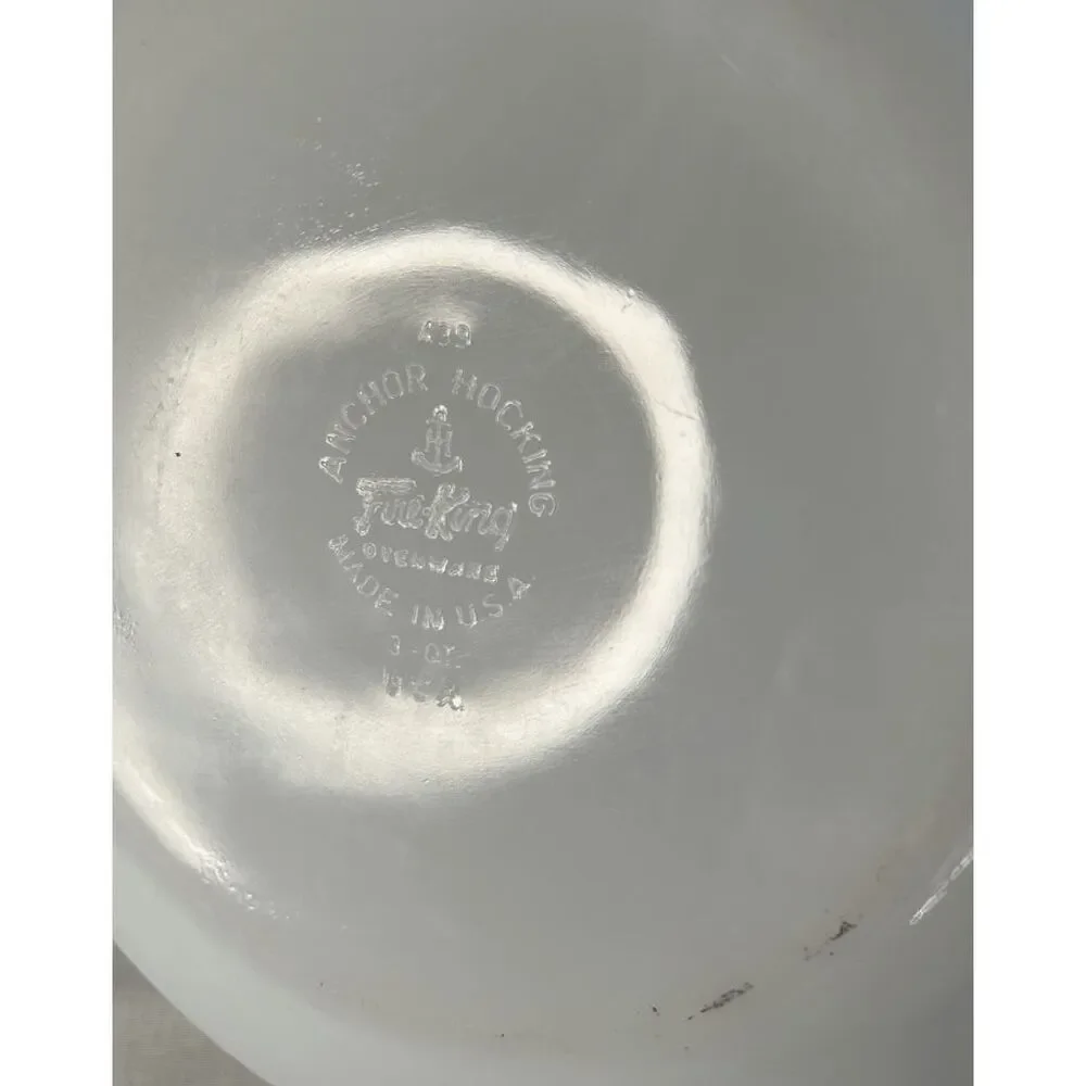 Anchor Hocking Fire King Candle Glow 439 3 Quart Casserole Dish with Lid